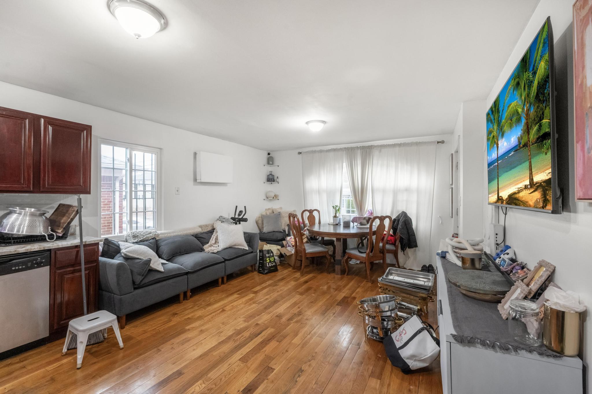 Single Family 95th  Brooklyn, NY 11236, MLS-839459-6