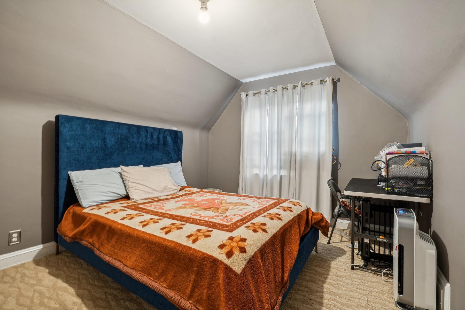 Single Family Cambridge  Queens, NY 11432, MLS-839497-15