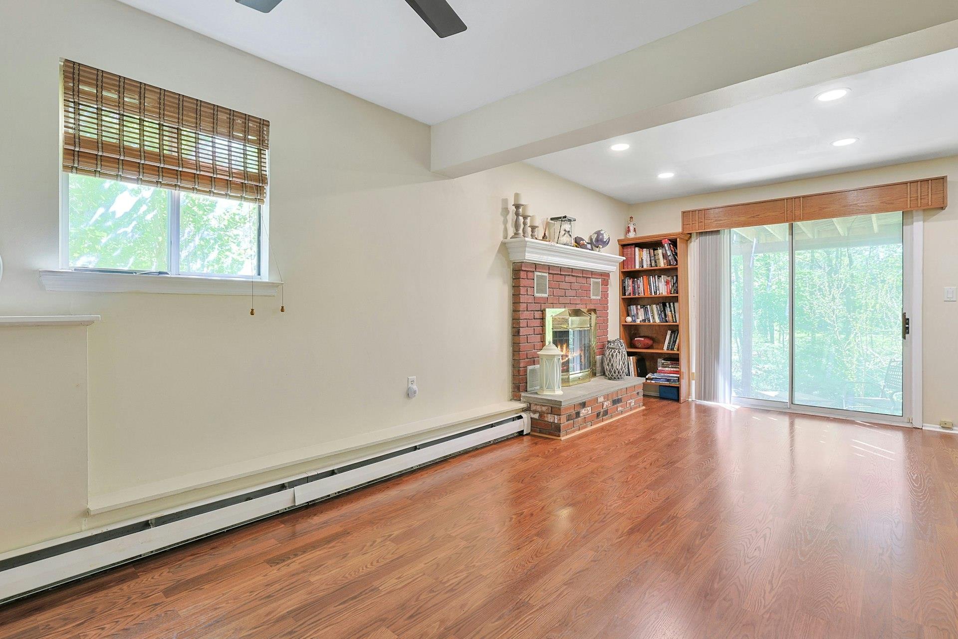 Single Family Samson  Westchester County, NY 10570, MLS-839498-22