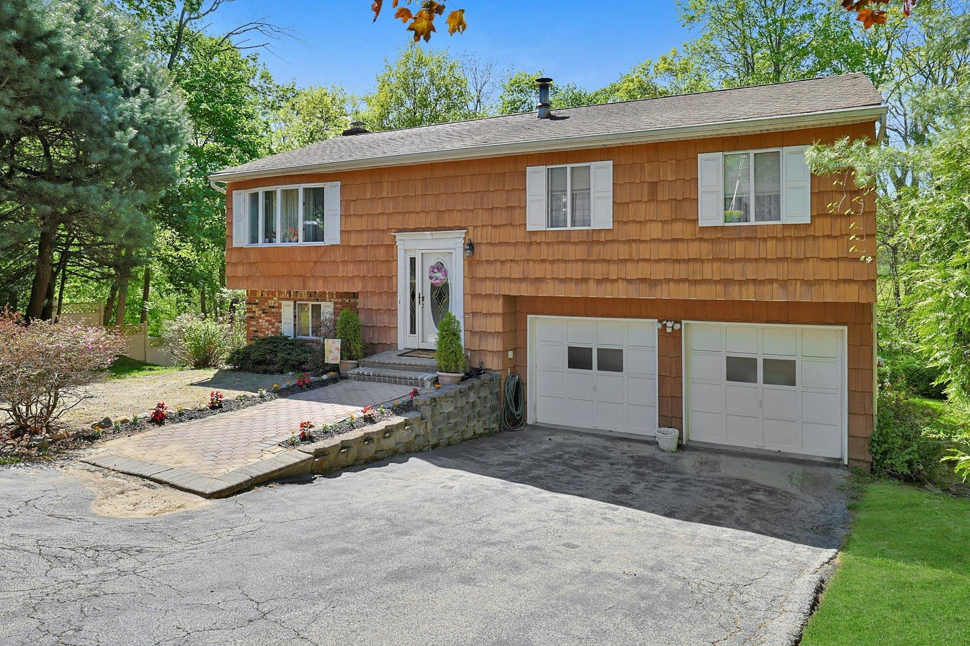 Single Family Samson  Westchester County, NY 10570, MLS-839498-3