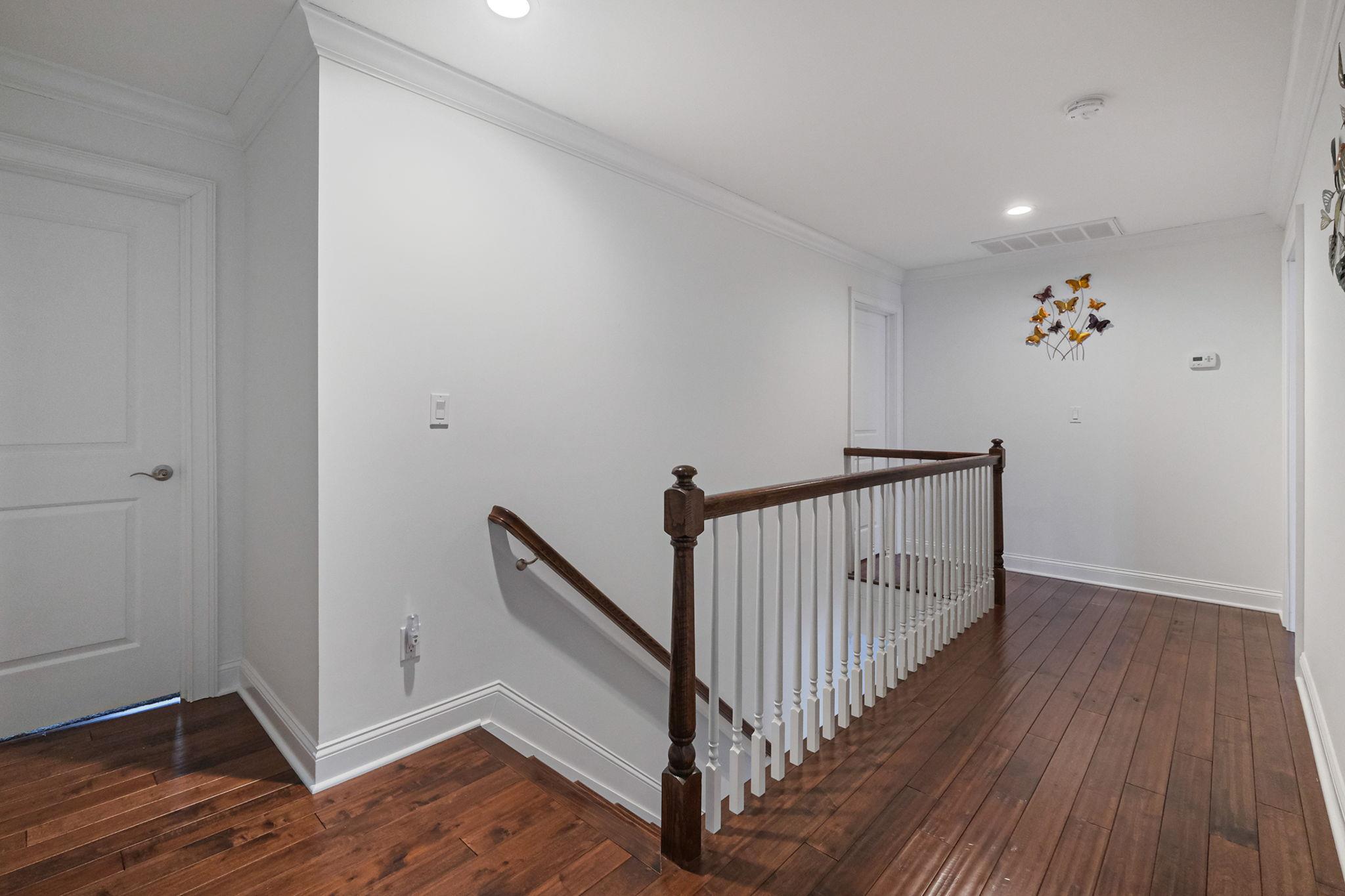 Condo Alexander  Suffolk County, NY 11705, MLS-839500-9