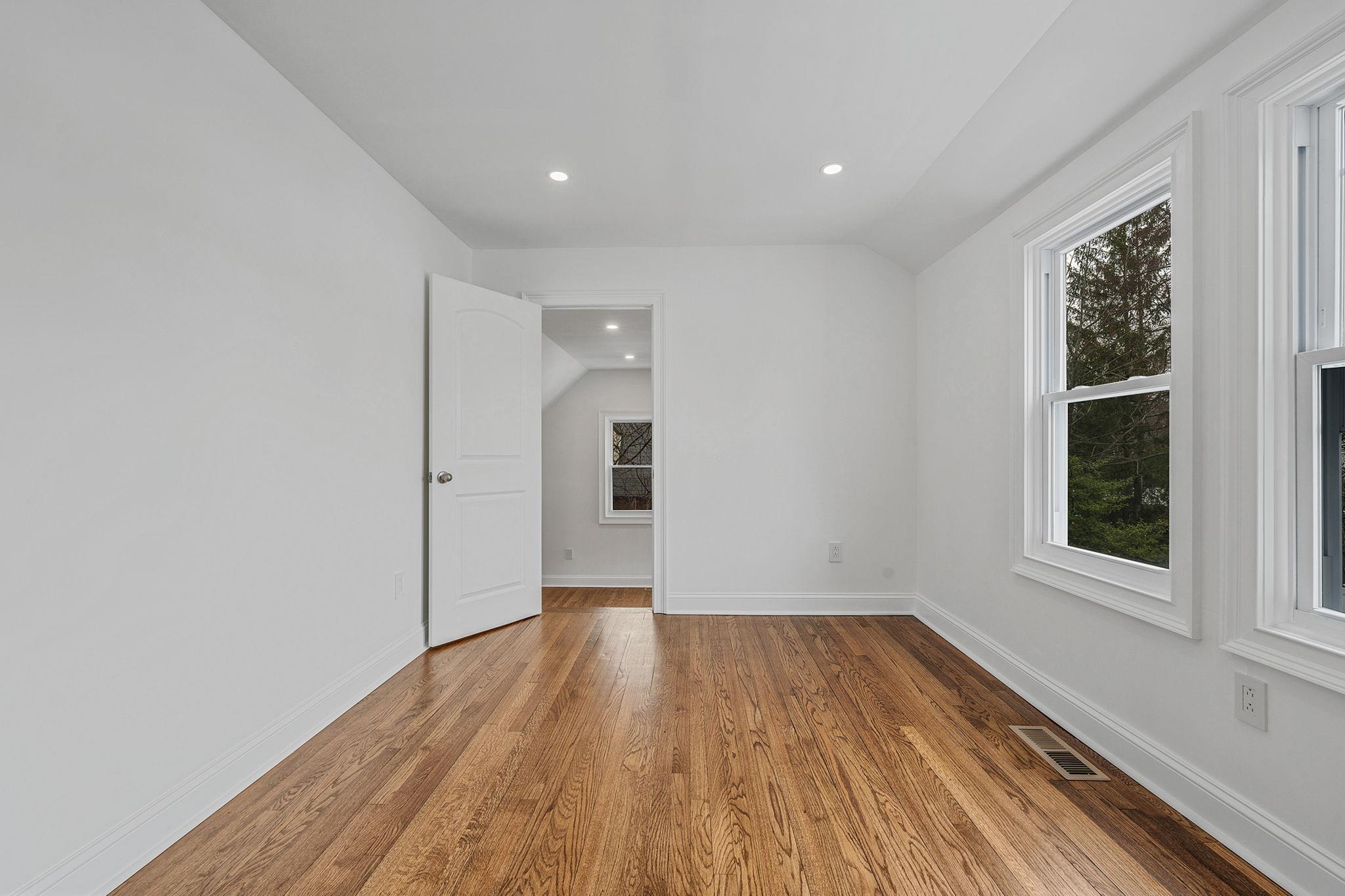 Single Family Moore  Nassau County, NY 11520, MLS-839514-26