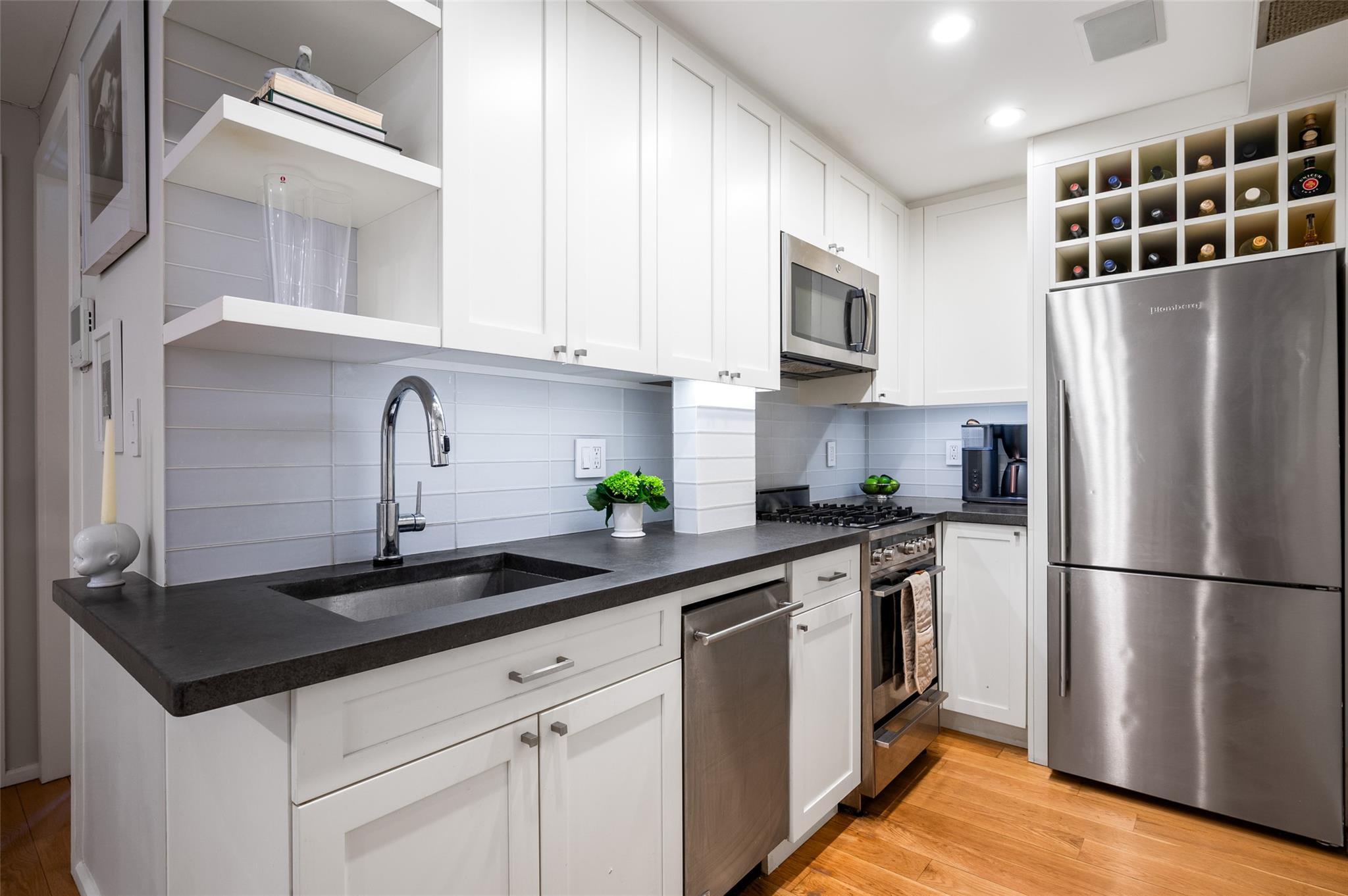 Coop Bedford  Manhattan, NY 10014, MLS-839528-5
