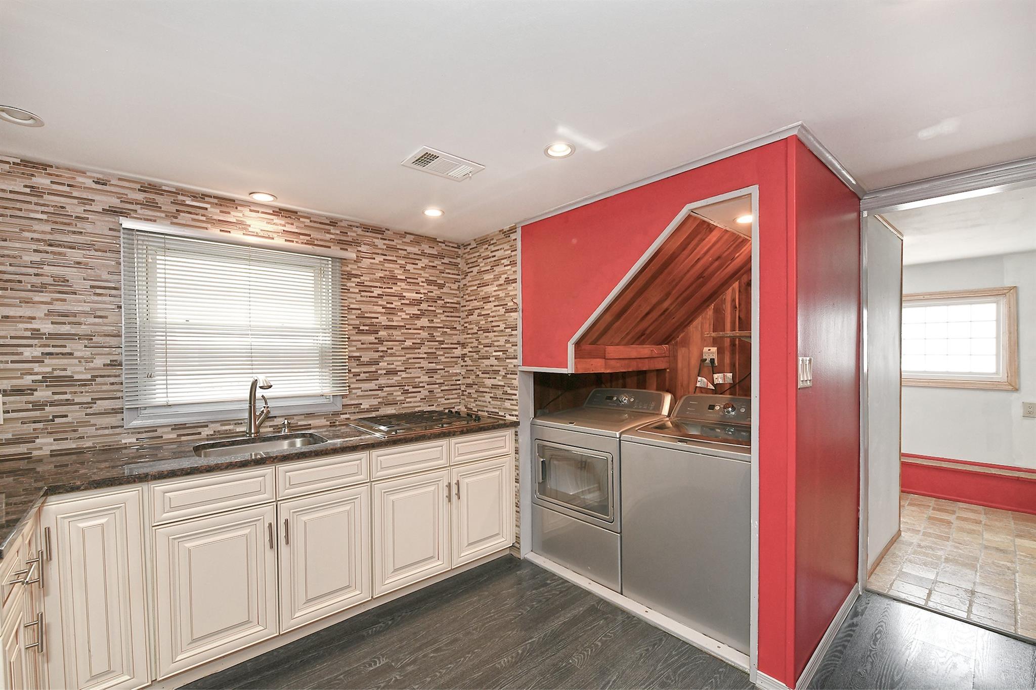 Single Family 90th  Queens, NY 11414, MLS-839535-10
