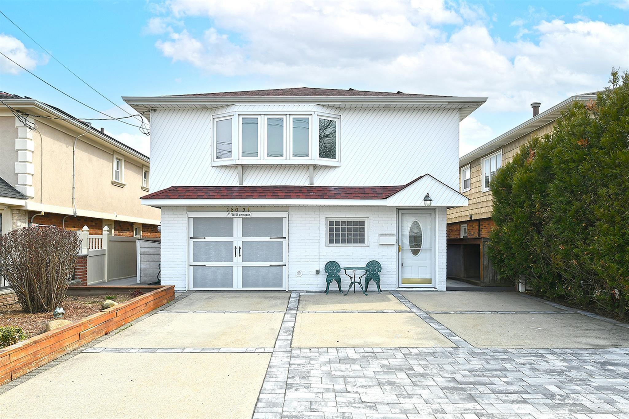 Single Family 90th  Queens, NY 11414, MLS-839535-2