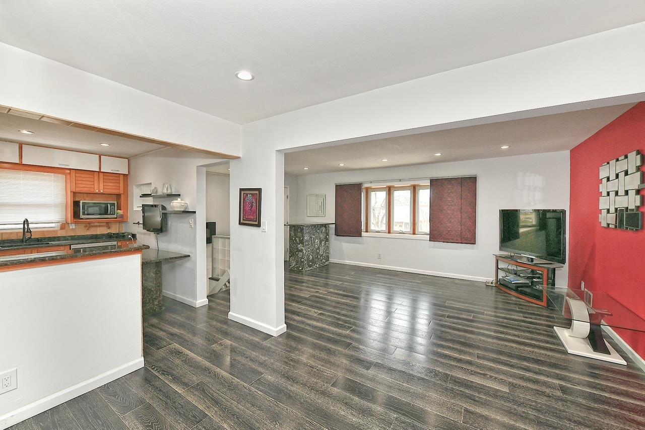 Single Family 90th  Queens, NY 11414, MLS-839535-29