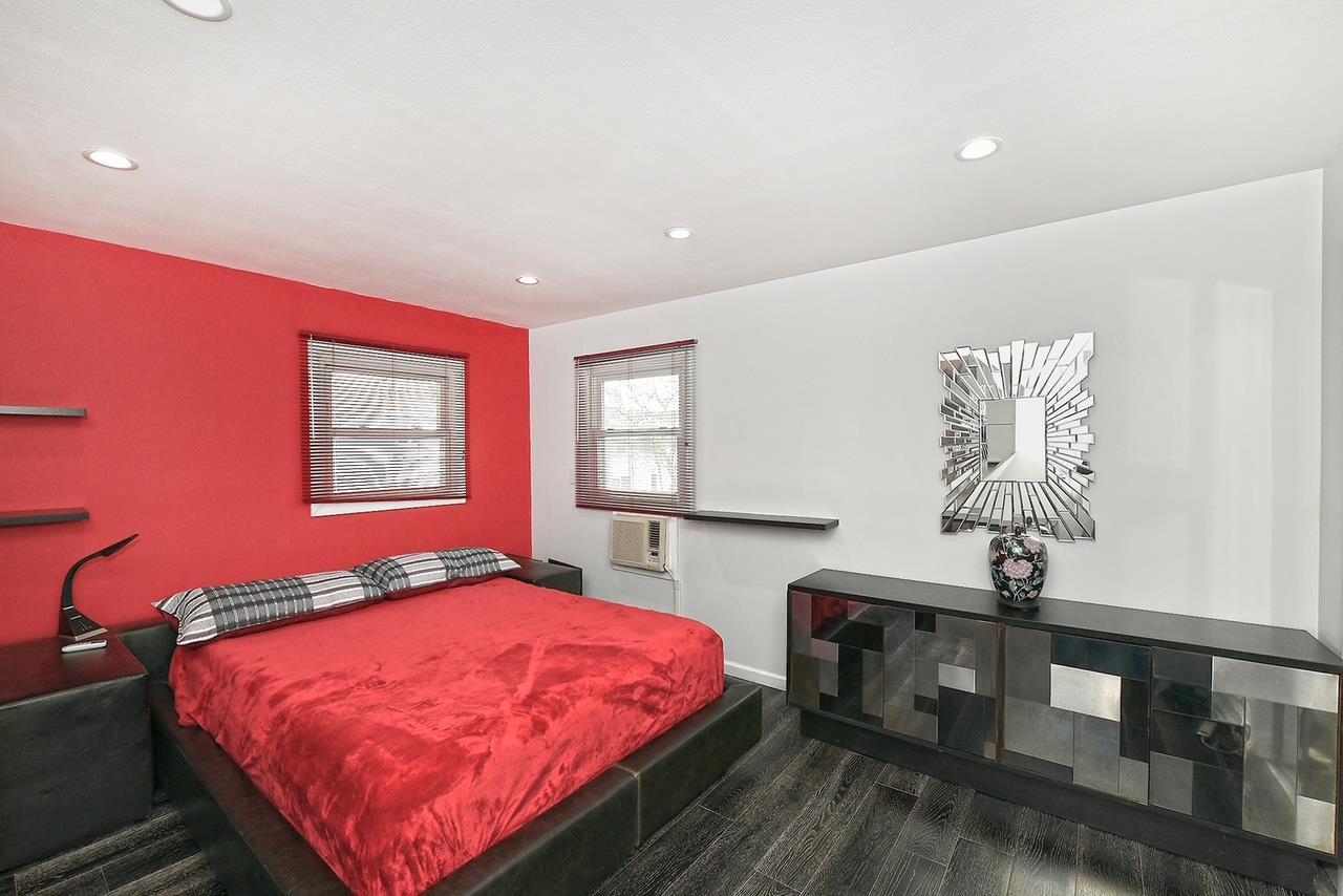 Single Family 90th  Queens, NY 11414, MLS-839535-34