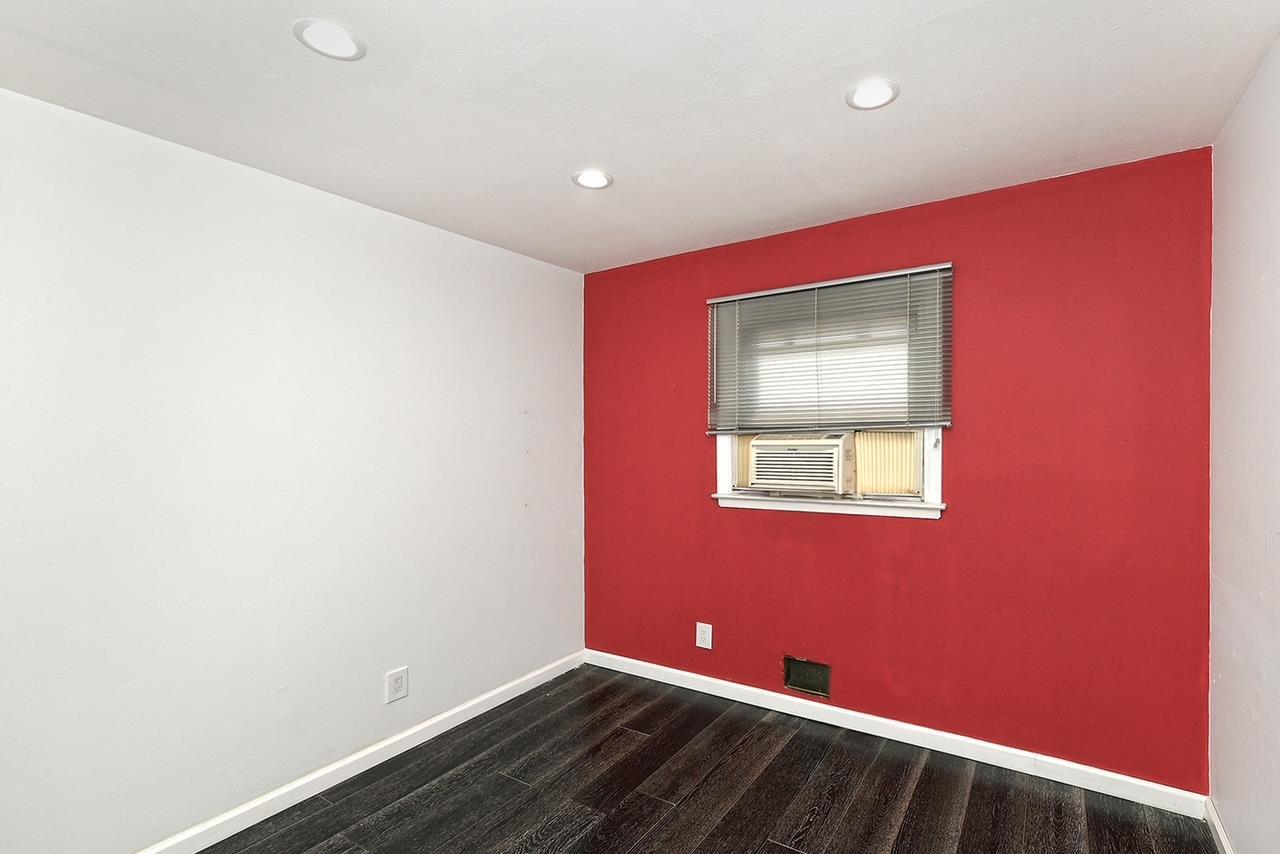 Single Family 90th  Queens, NY 11414, MLS-839535-36