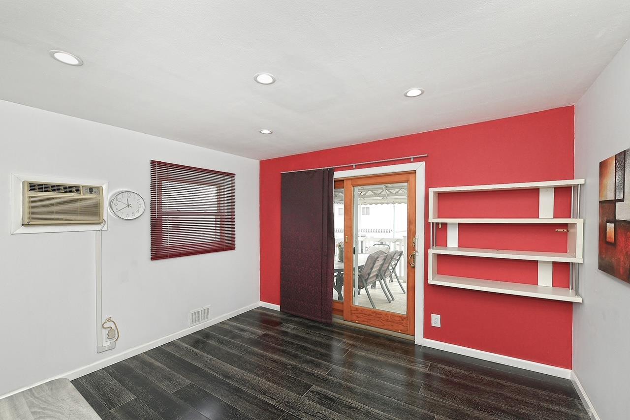 Single Family 90th  Queens, NY 11414, MLS-839535-38