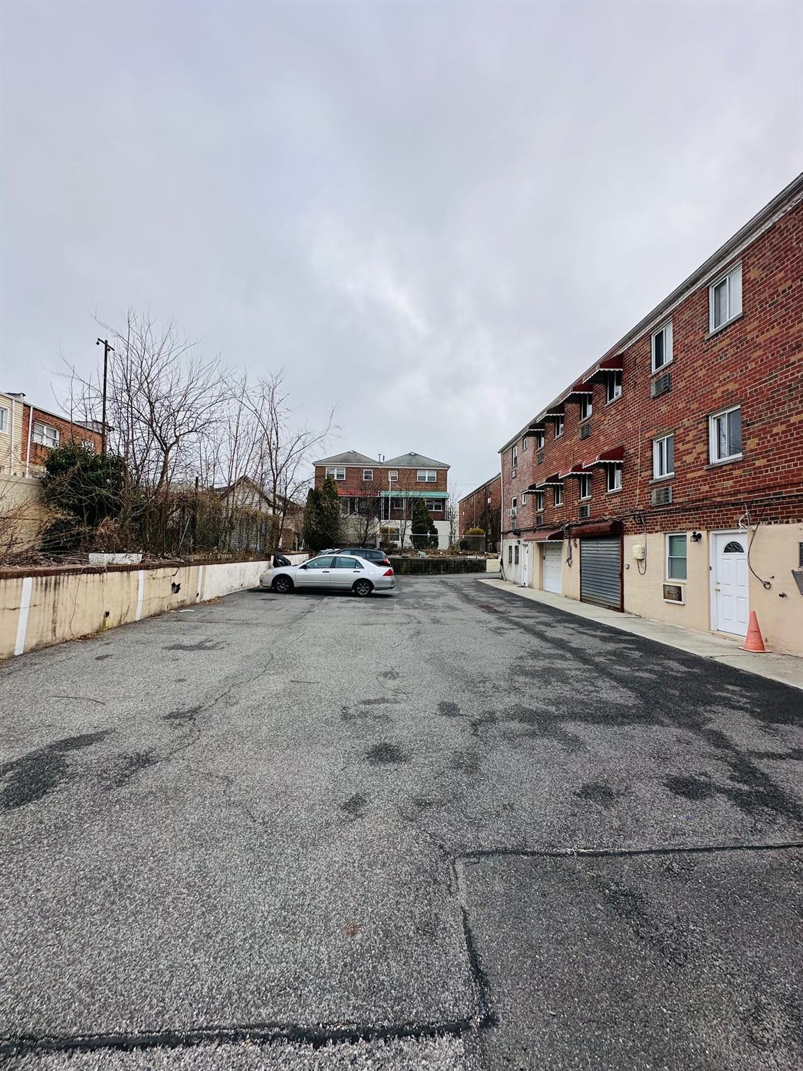 Single Family Balcom  Bronx, NY 10465, MLS-839558-15