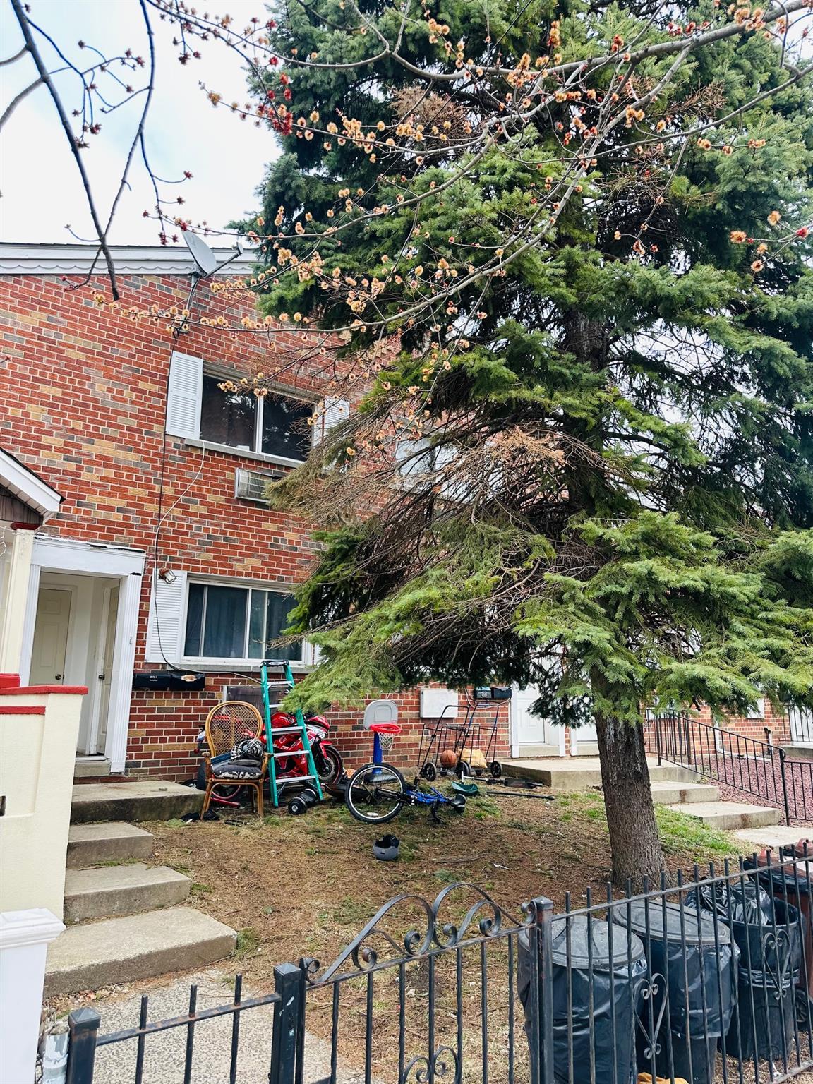 Single Family Balcom  Bronx, NY 10465, MLS-839558-2