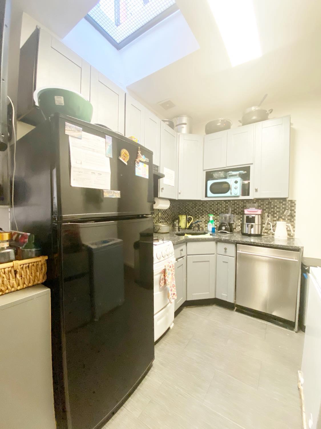 Apartment 31st Avenue  Queens, NY 11369, MLS-839584-5