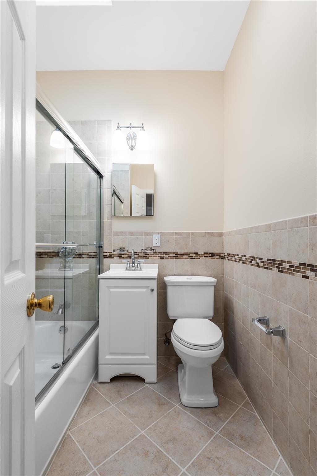 Single Family 81st  Queens, NY 11416, MLS-839616-19