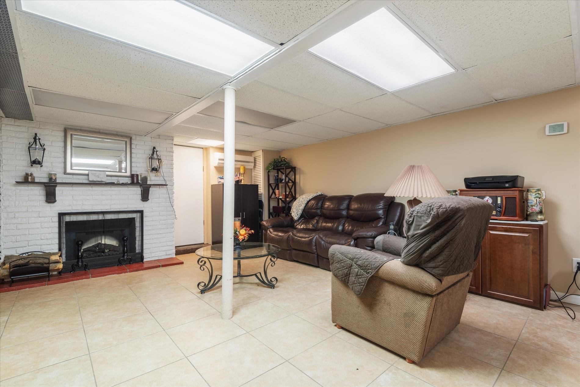 Single Family 81st  Queens, NY 11416, MLS-839616-20