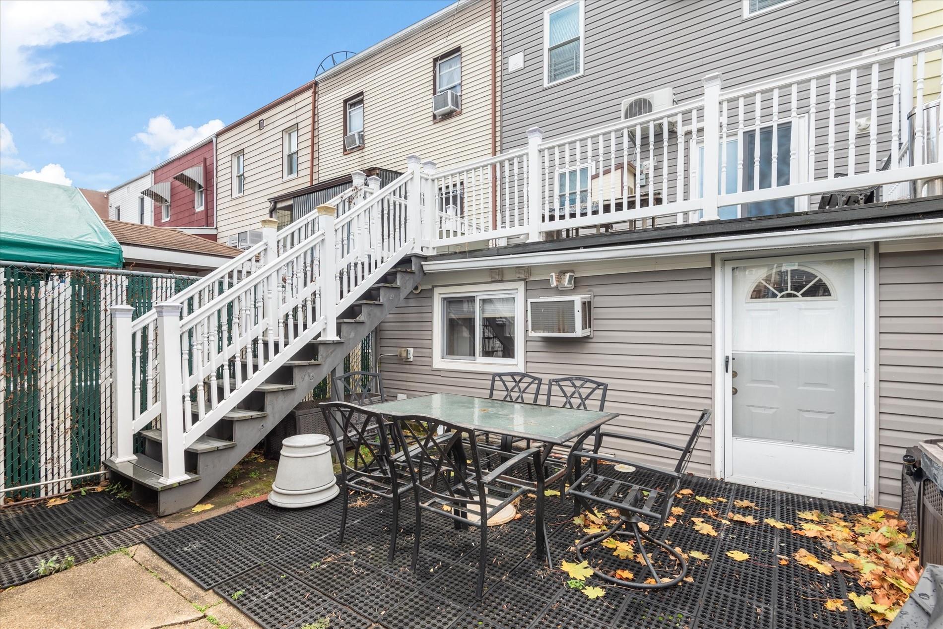 Single Family 81st  Queens, NY 11416, MLS-839616-29