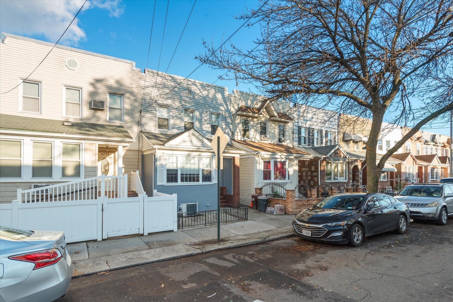 Single Family 81st  Queens, NY 11416, MLS-839616-32
