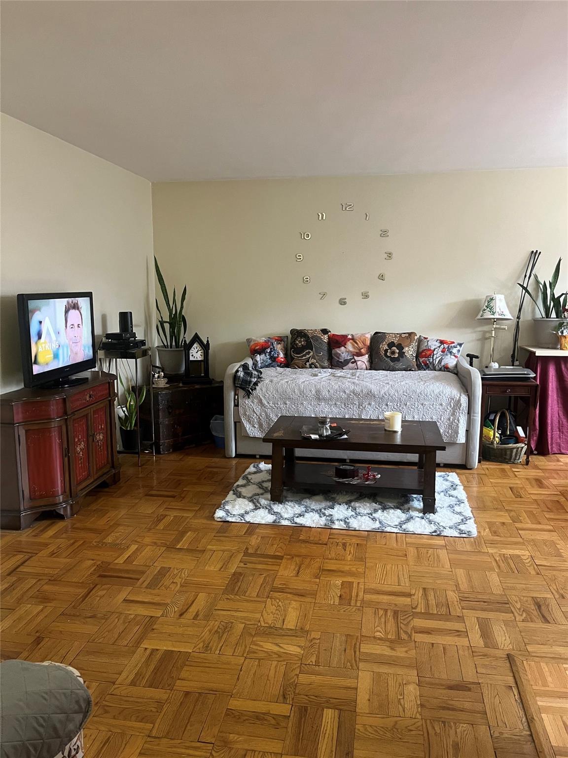 Coop Riverdale  Bronx, NY 10471, MLS-839634-7