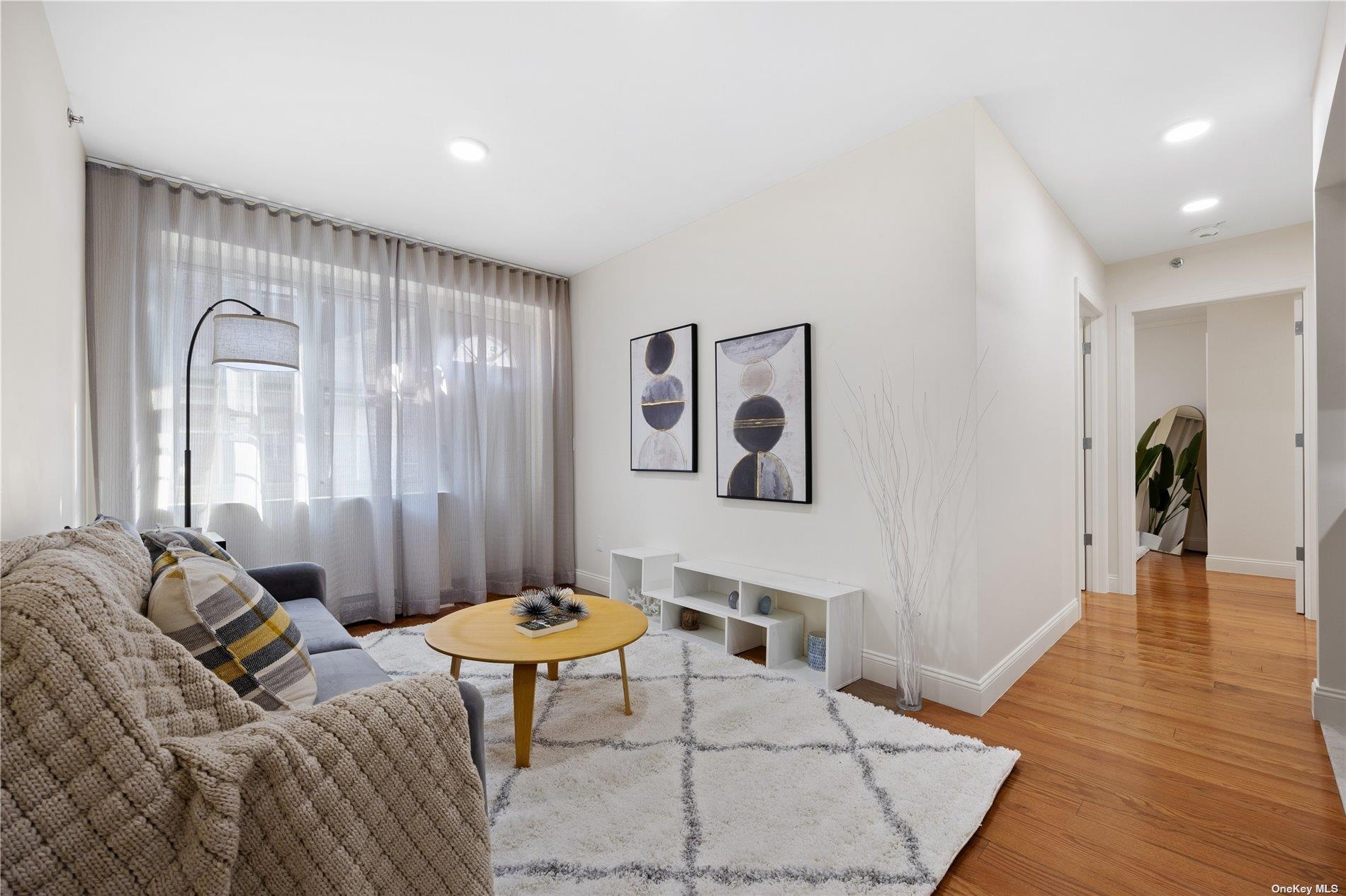 Condo Cherry  Queens, NY 11355, MLS-839650-9