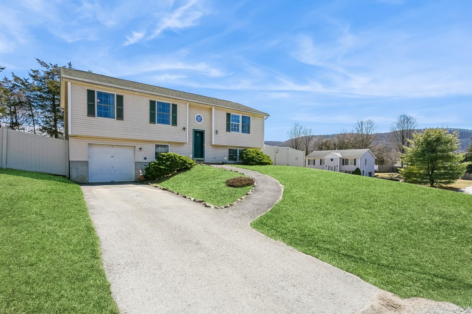 Single Family Nicole  Dutchess County, NY 12594, MLS-839651-3