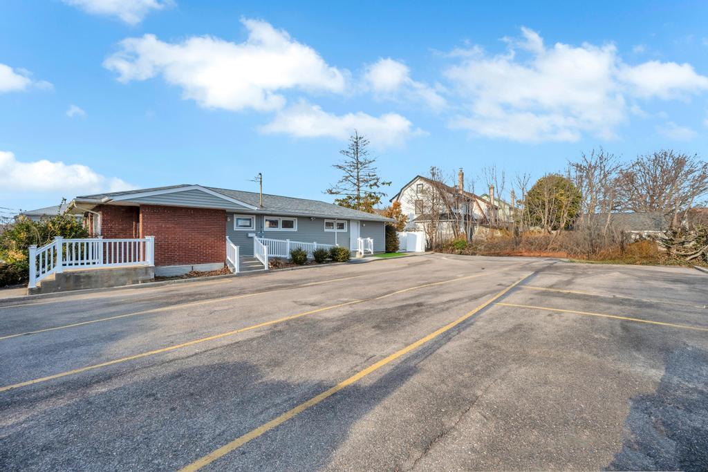 Single Family Wellwood  Suffolk County, NY 11757, MLS-839665-9