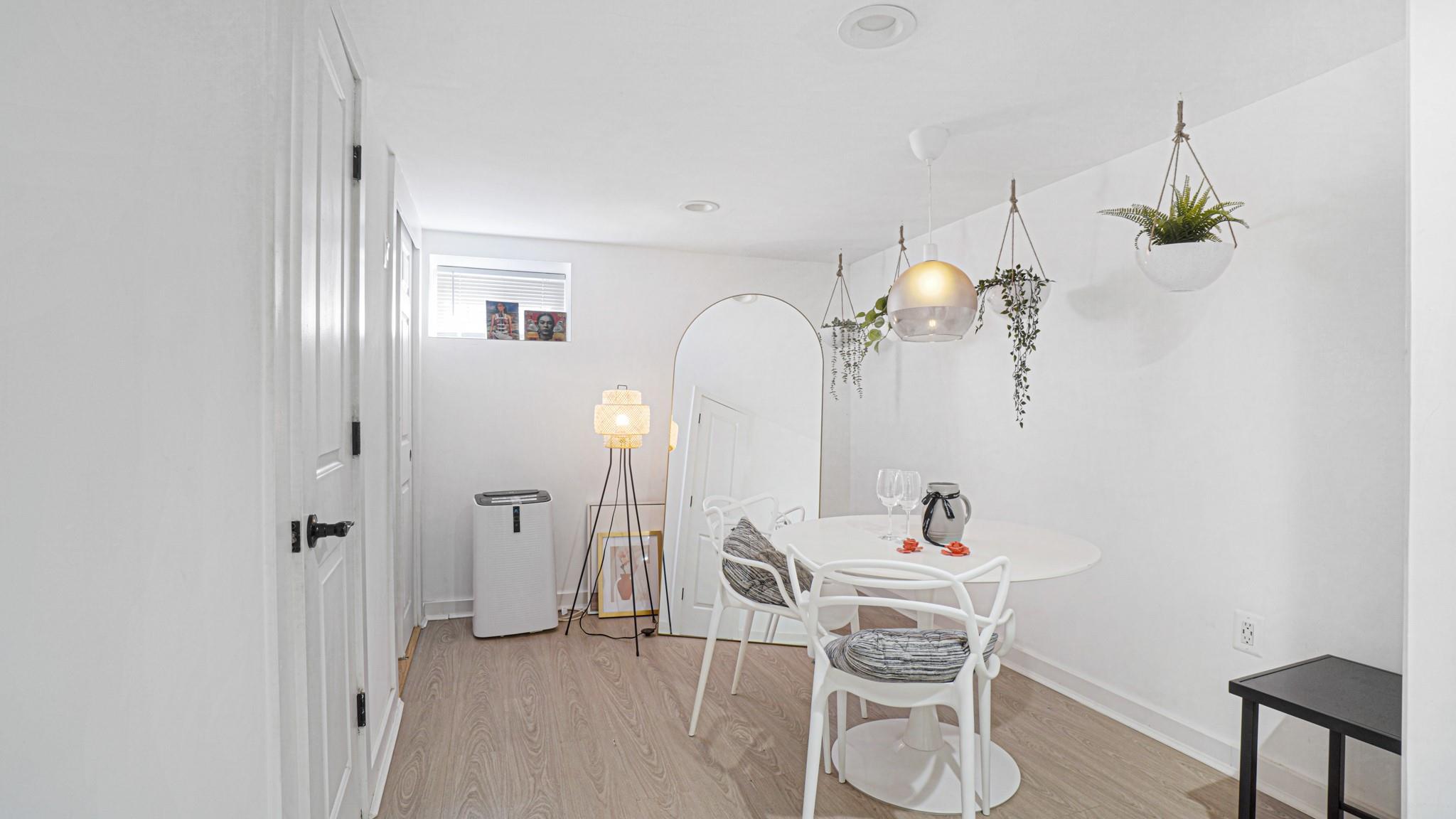 Single Family 130th  Queens, NY 11413, MLS-839672-24
