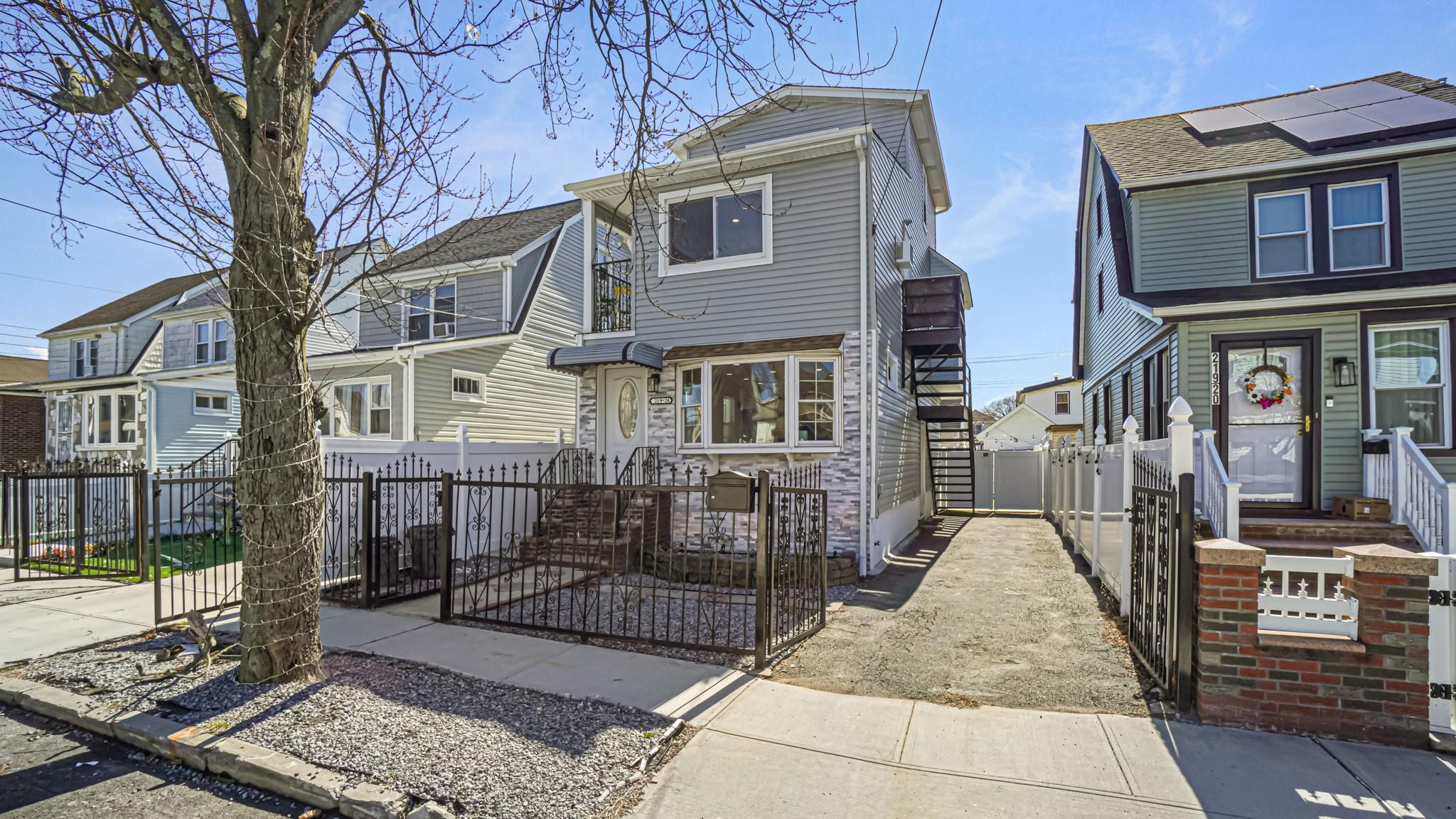 Single Family 130th  Queens, NY 11413, MLS-839672-3