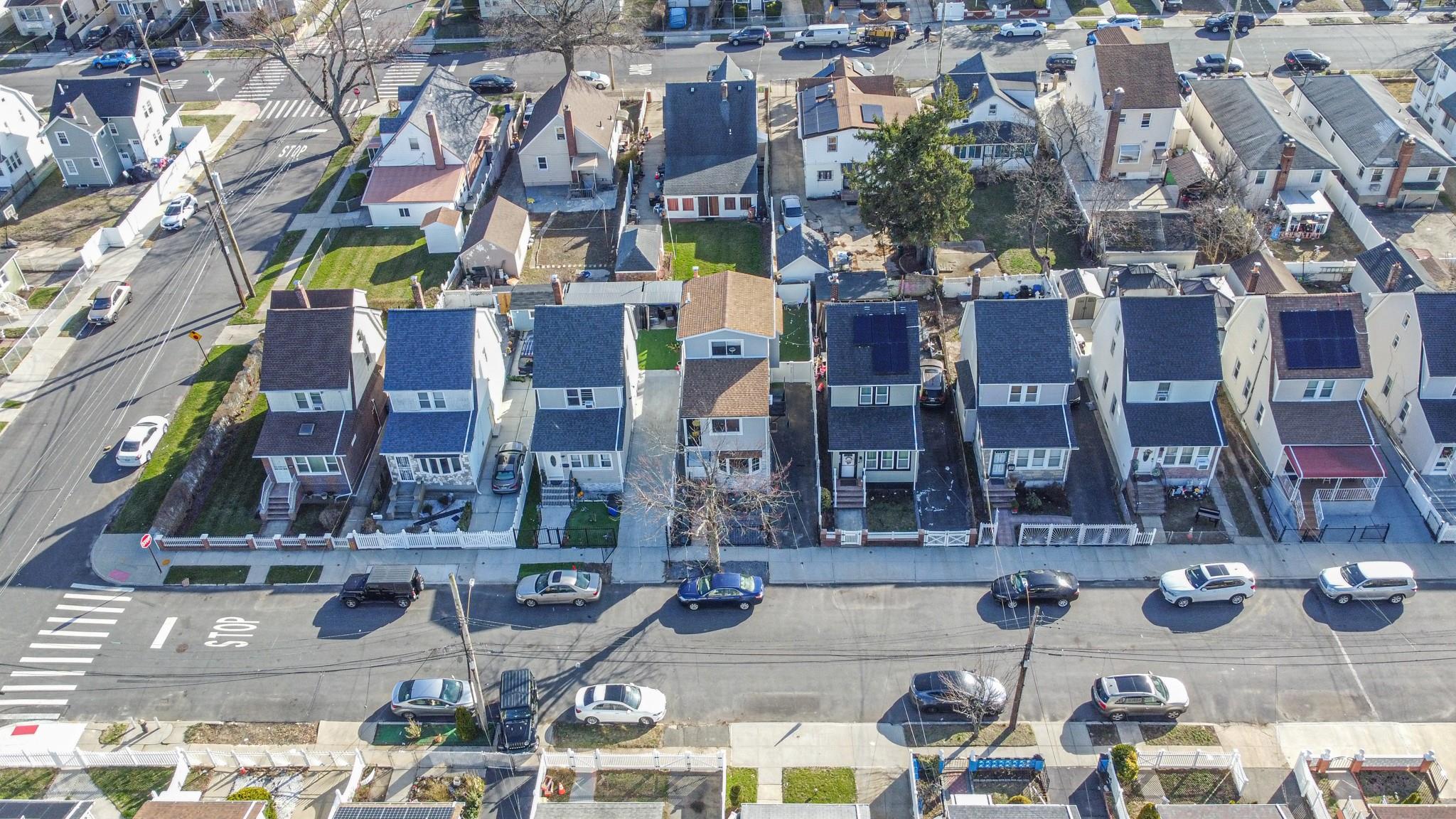 Single Family 130th  Queens, NY 11413, MLS-839672-31