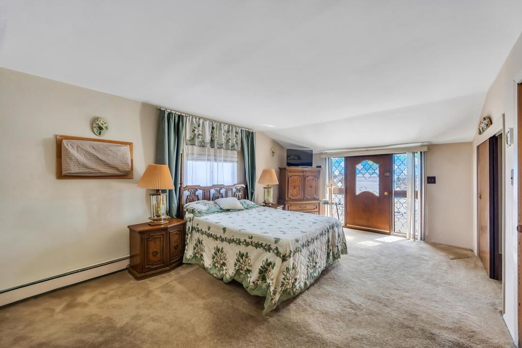Single Family Cliff  Nassau County, NY 11756, MLS-839673-21