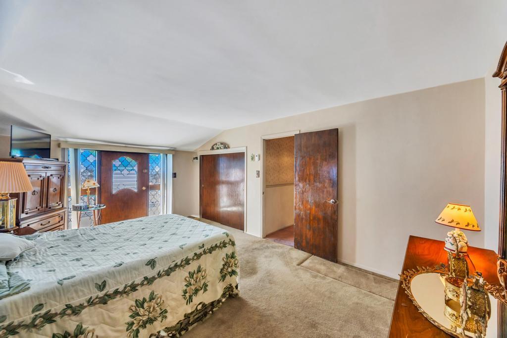 Single Family Cliff  Nassau County, NY 11756, MLS-839673-23