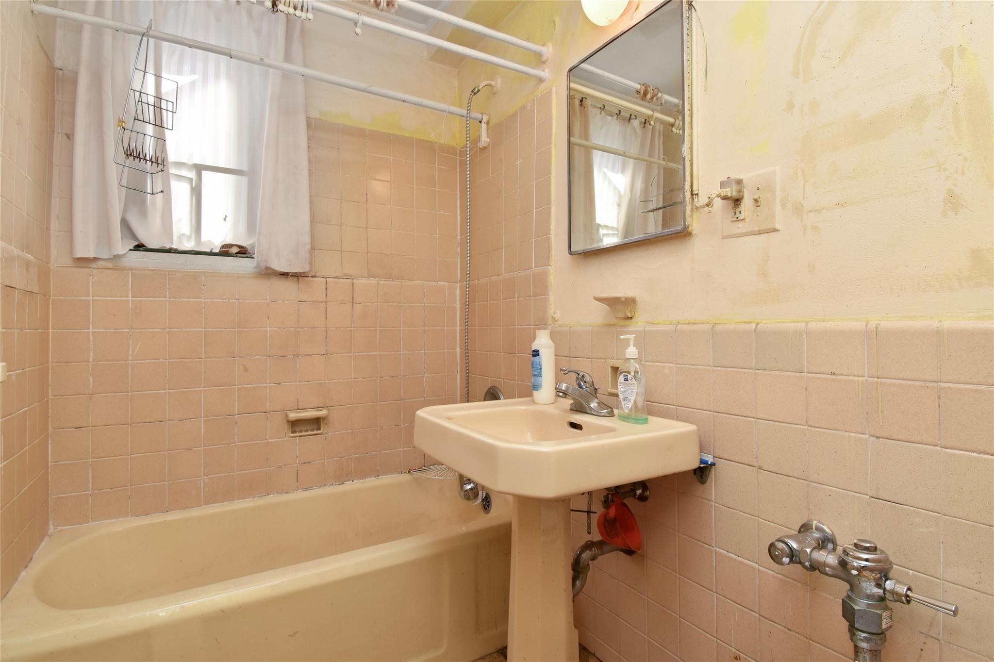 Condo Metropolitan  Bronx, NY 10462, MLS-839728-7