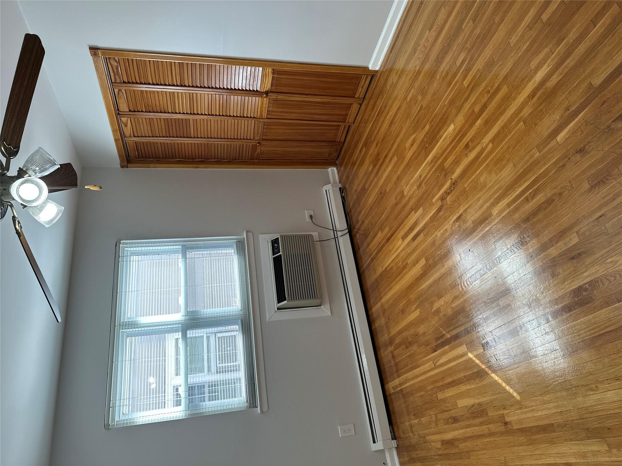 Apartment Tiemann  Bronx, NY 10469, MLS-839750-16