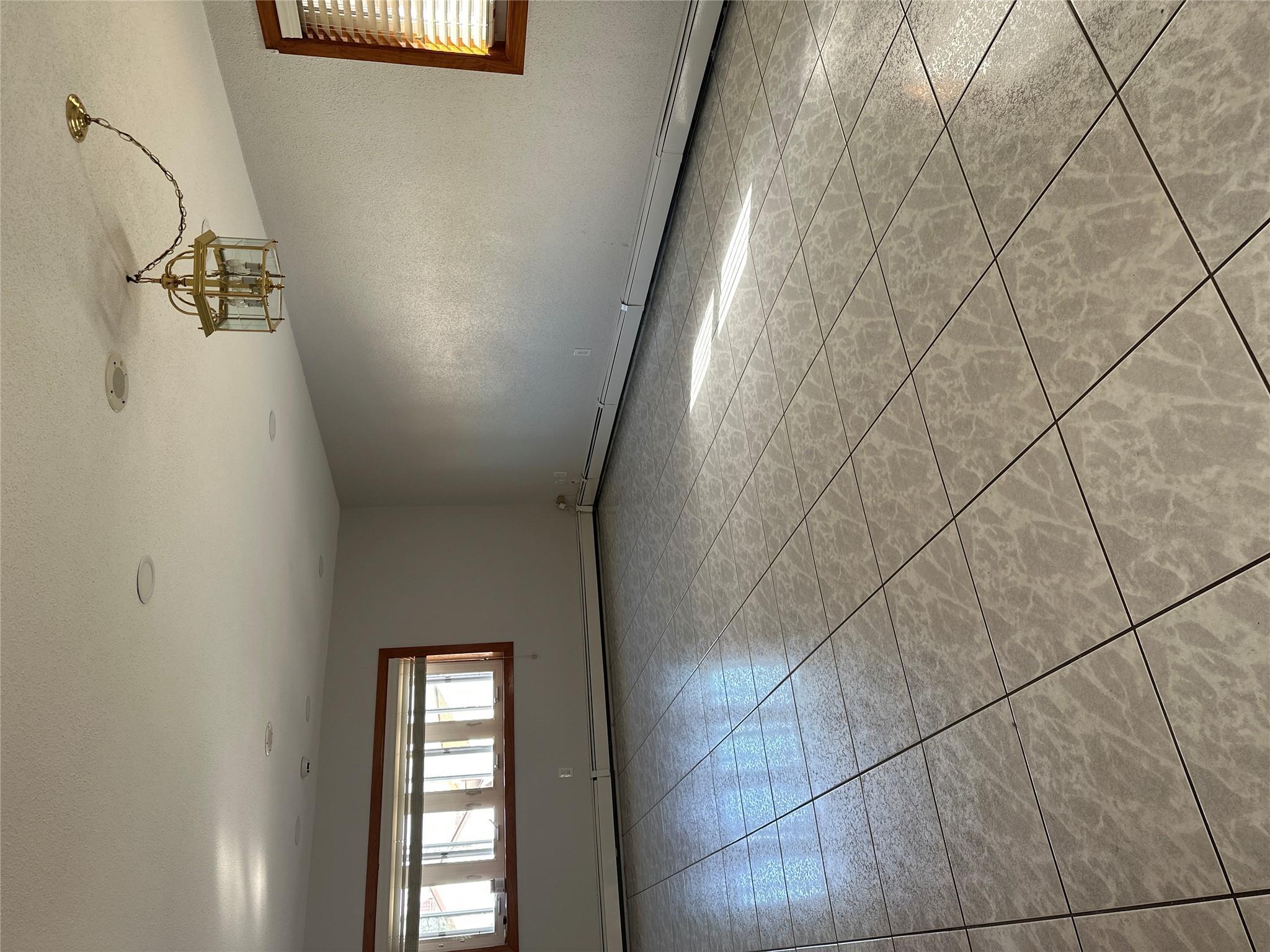 Apartment Tiemann  Bronx, NY 10469, MLS-839750-7