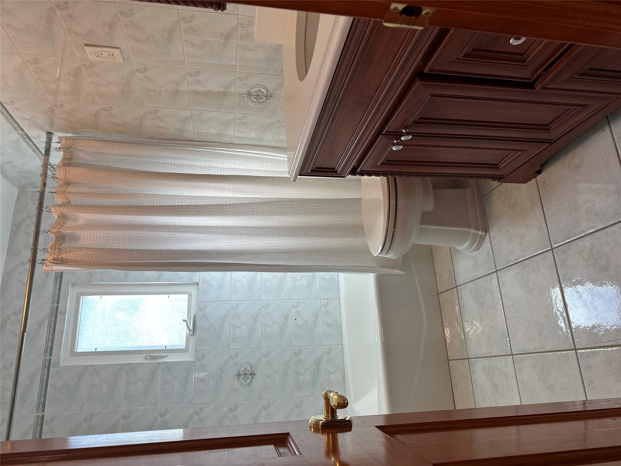 Apartment Tiemann  Bronx, NY 10469, MLS-839750-8