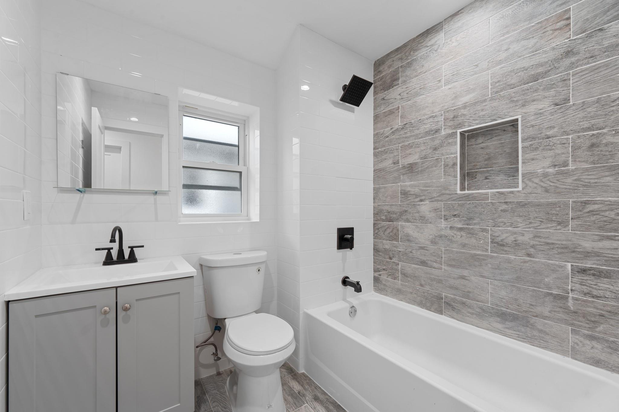 Single Family Brookhaven Avenue  Queens, NY 11691, MLS-839755-10