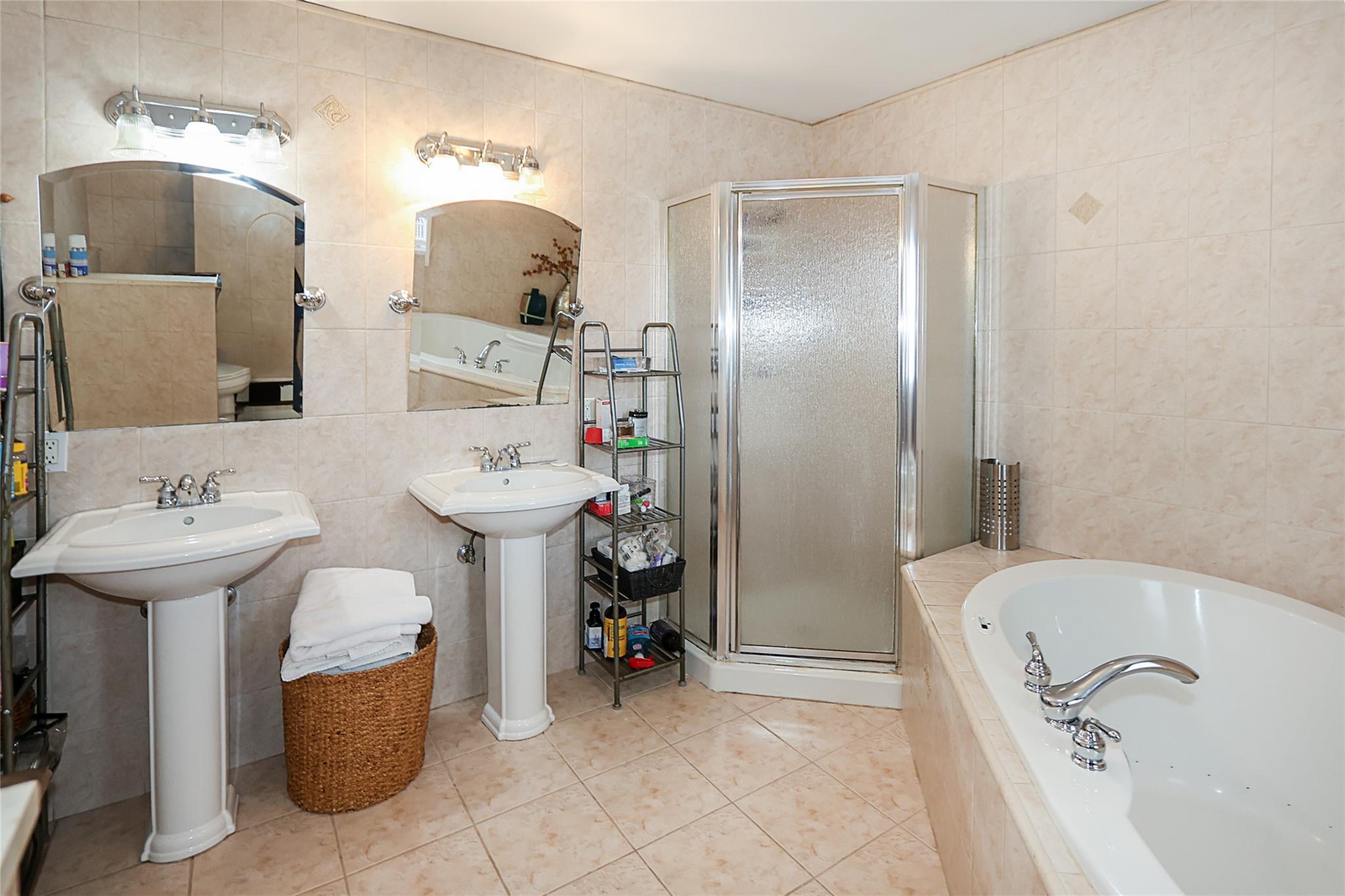 Single Family Kennedy  Nassau County, NY 11550, MLS-839781-26