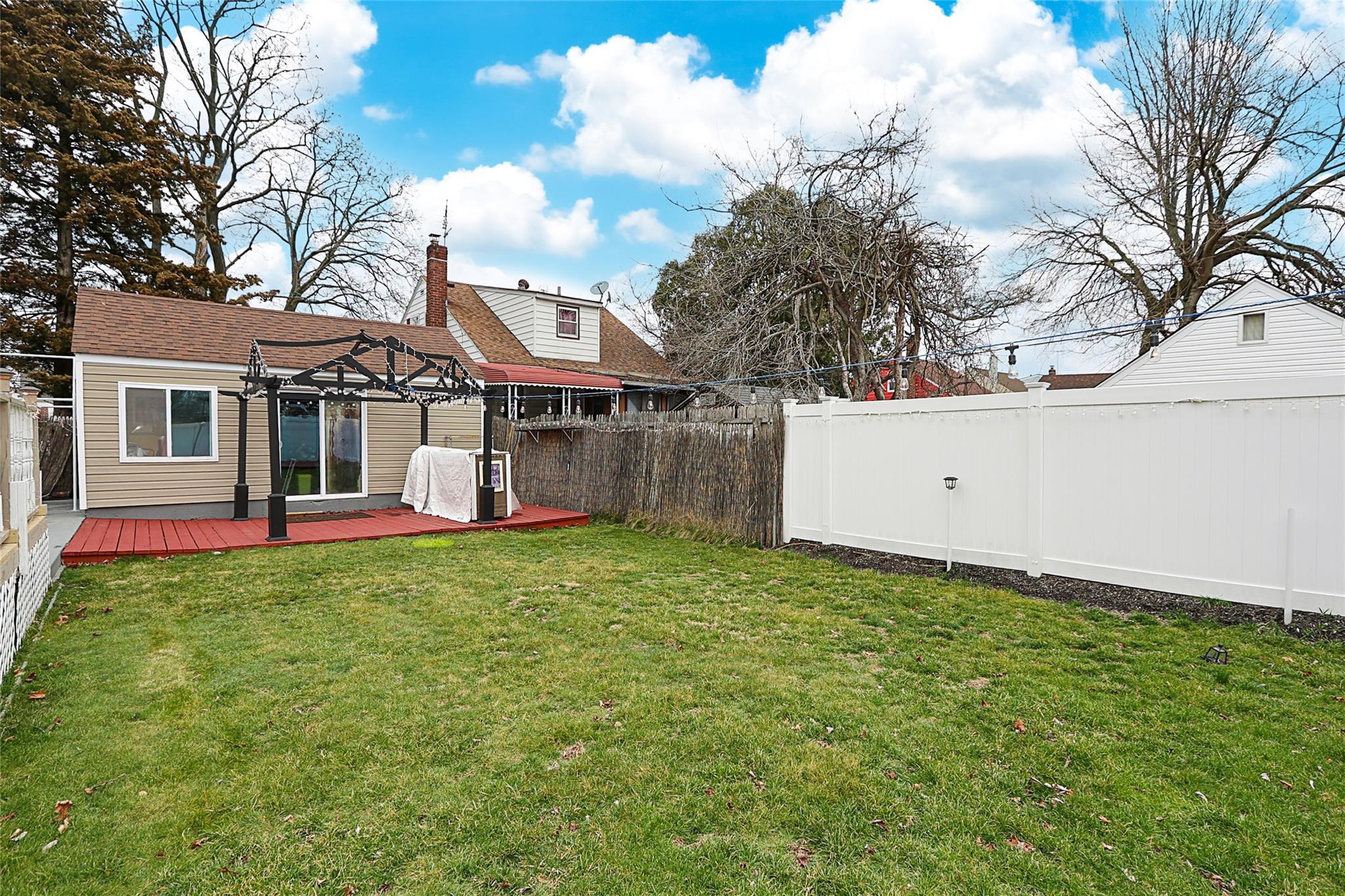 Single Family Kennedy  Nassau County, NY 11550, MLS-839781-36