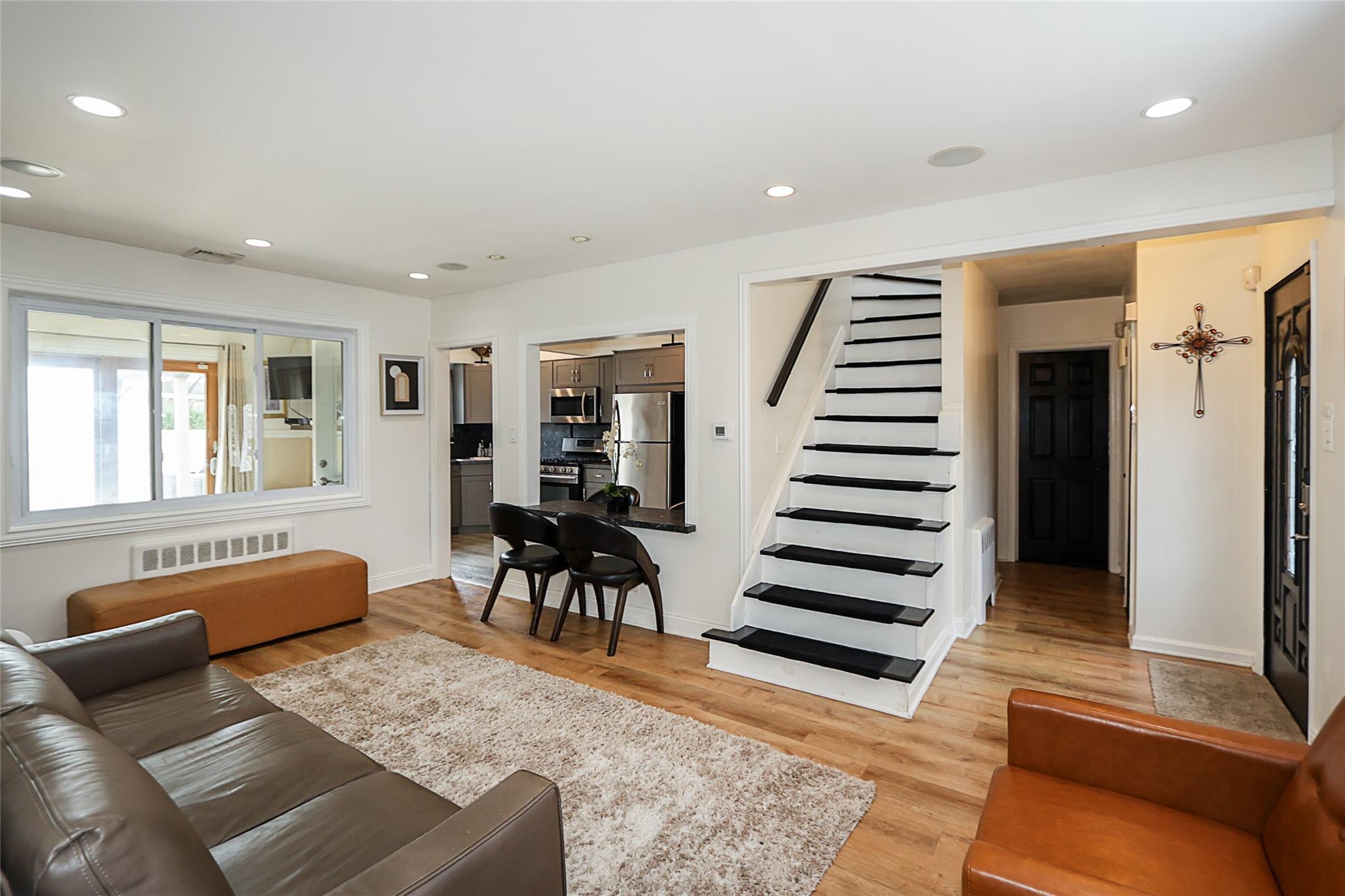 Single Family Kennedy  Nassau County, NY 11550, MLS-839781-5