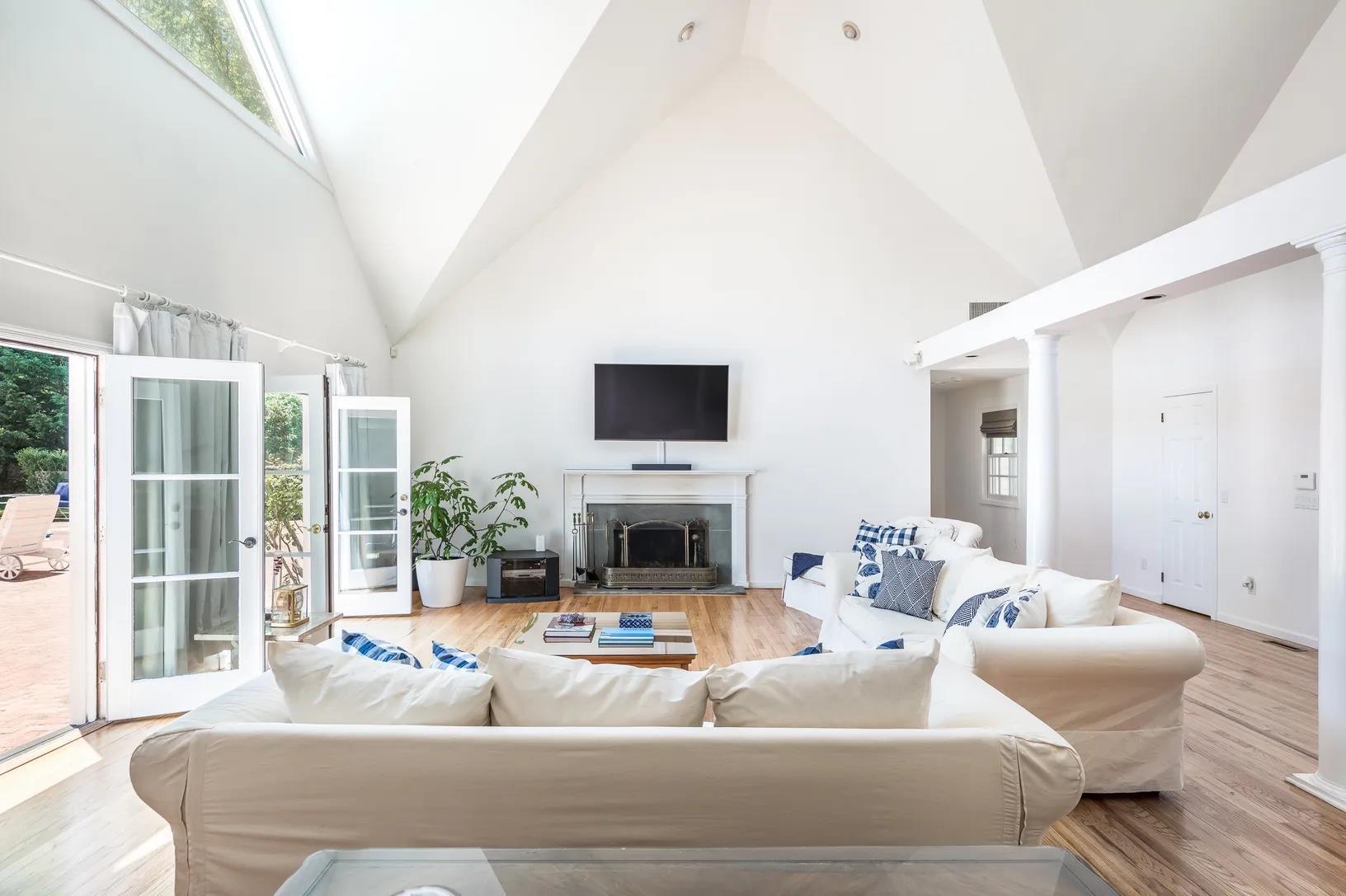 Single Family Brick Kiln Suffolk County, NY 11963, MLS-839786-5