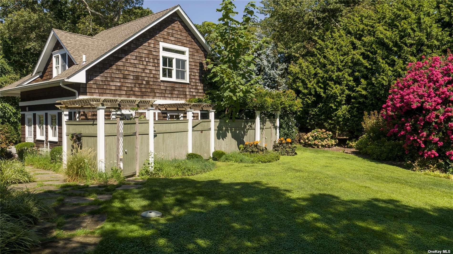Single Family Cedar  Suffolk County, NY 11939, MLS-839800-29