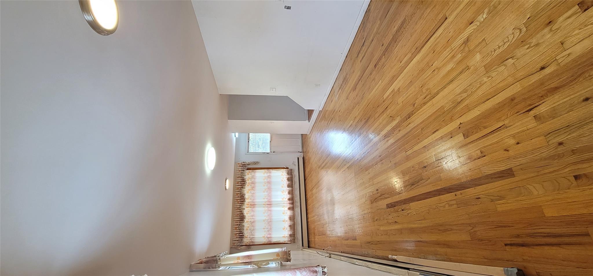 Single Family 125th  Queens, NY 11356, MLS-839812-3