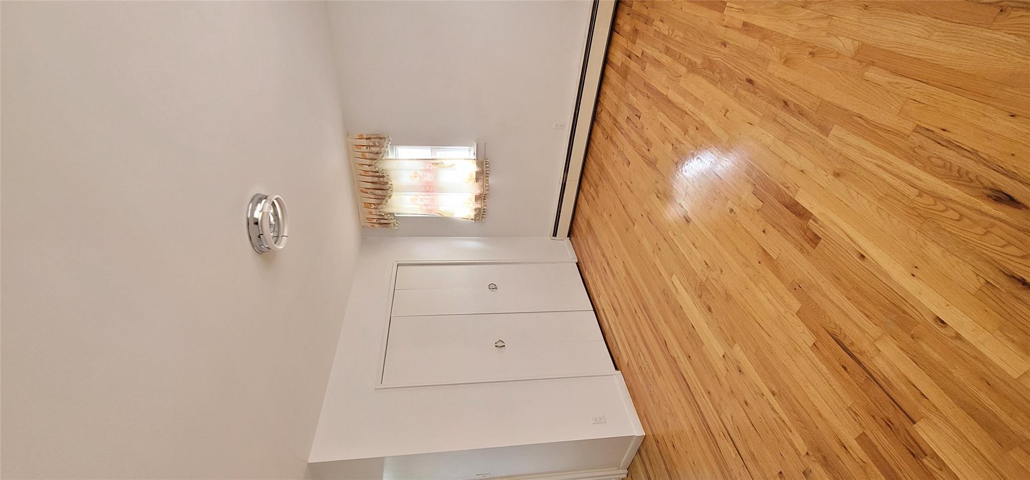 Single Family 125th  Queens, NY 11356, MLS-839812-9