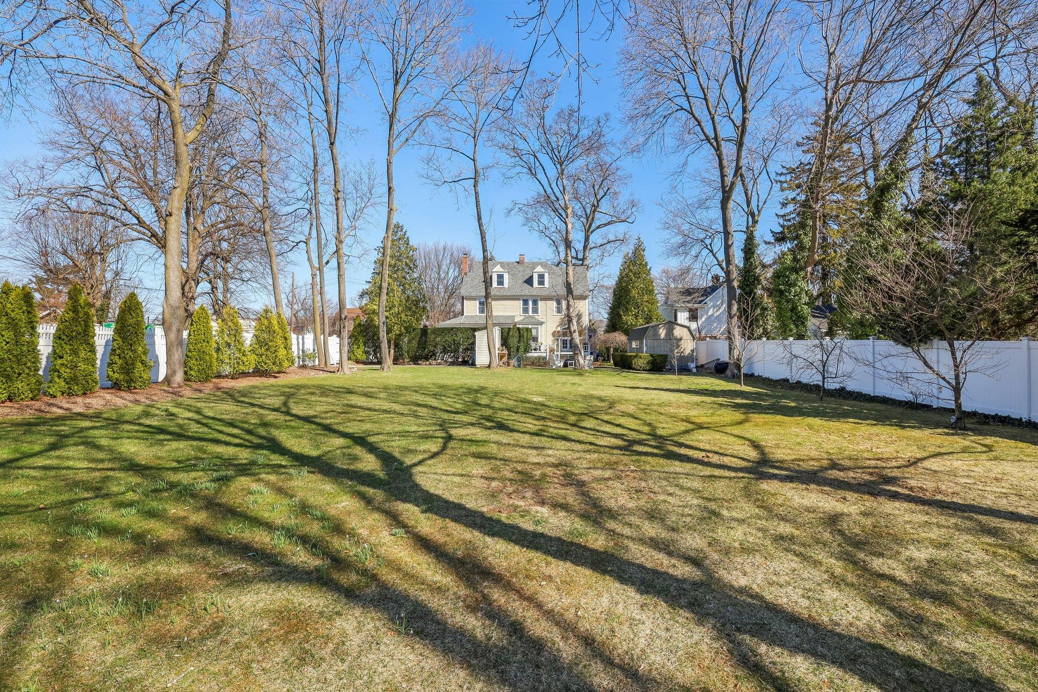 Single Family 8th  Nassau County, NY 11579, MLS-839815-31