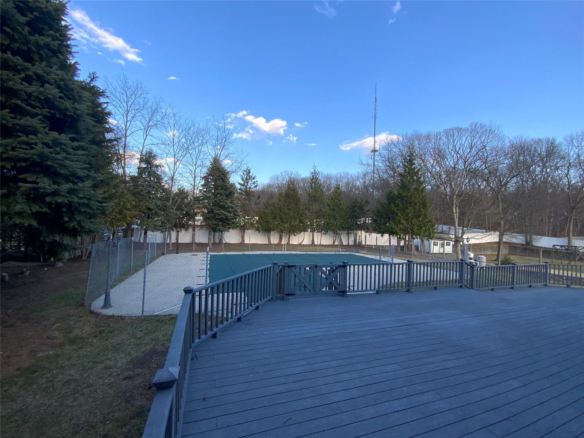 Single Family Blue Point  Suffolk County, NY 11738, MLS-839832-23