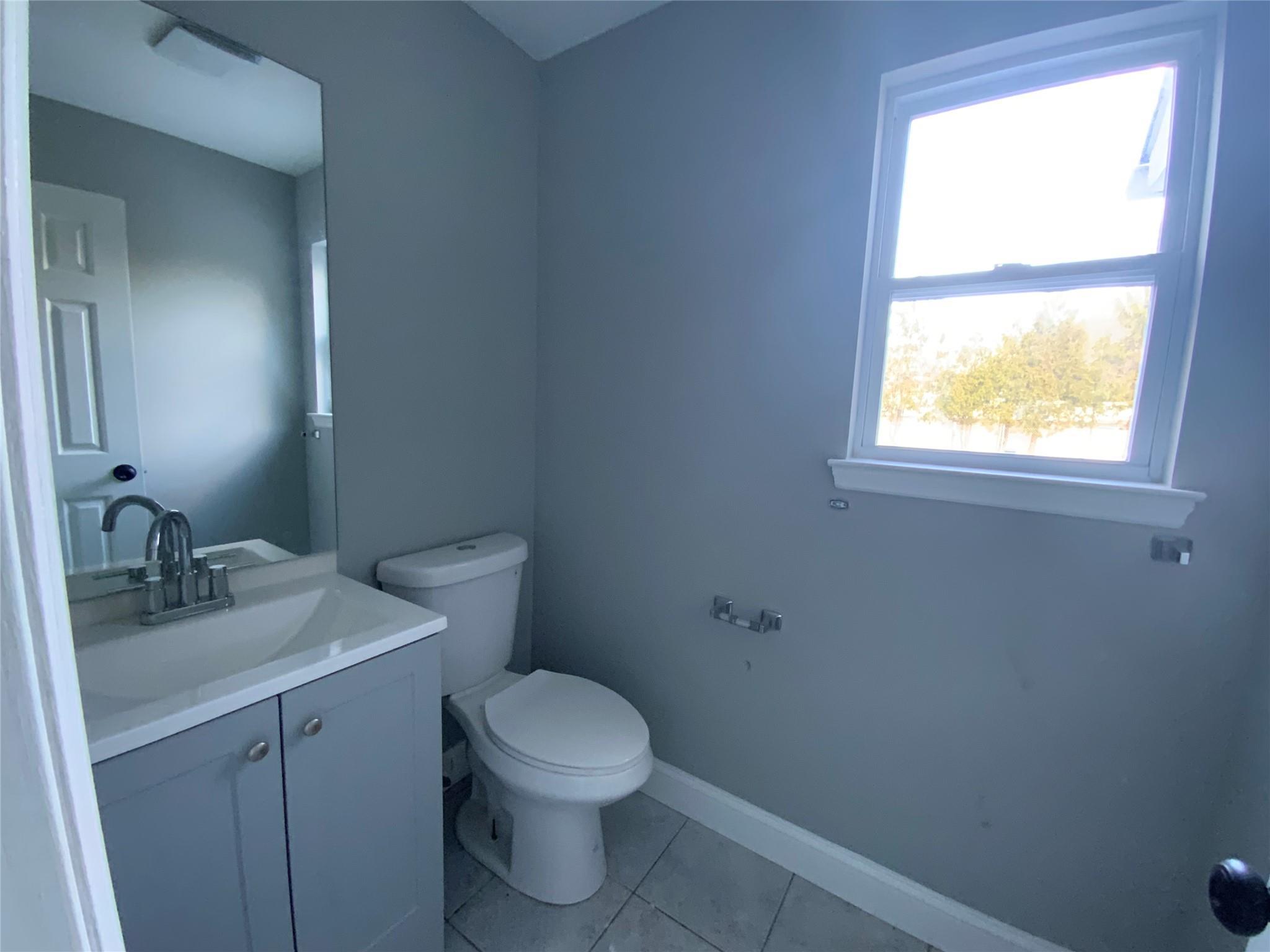 Single Family Blue Point  Suffolk County, NY 11738, MLS-839832-9