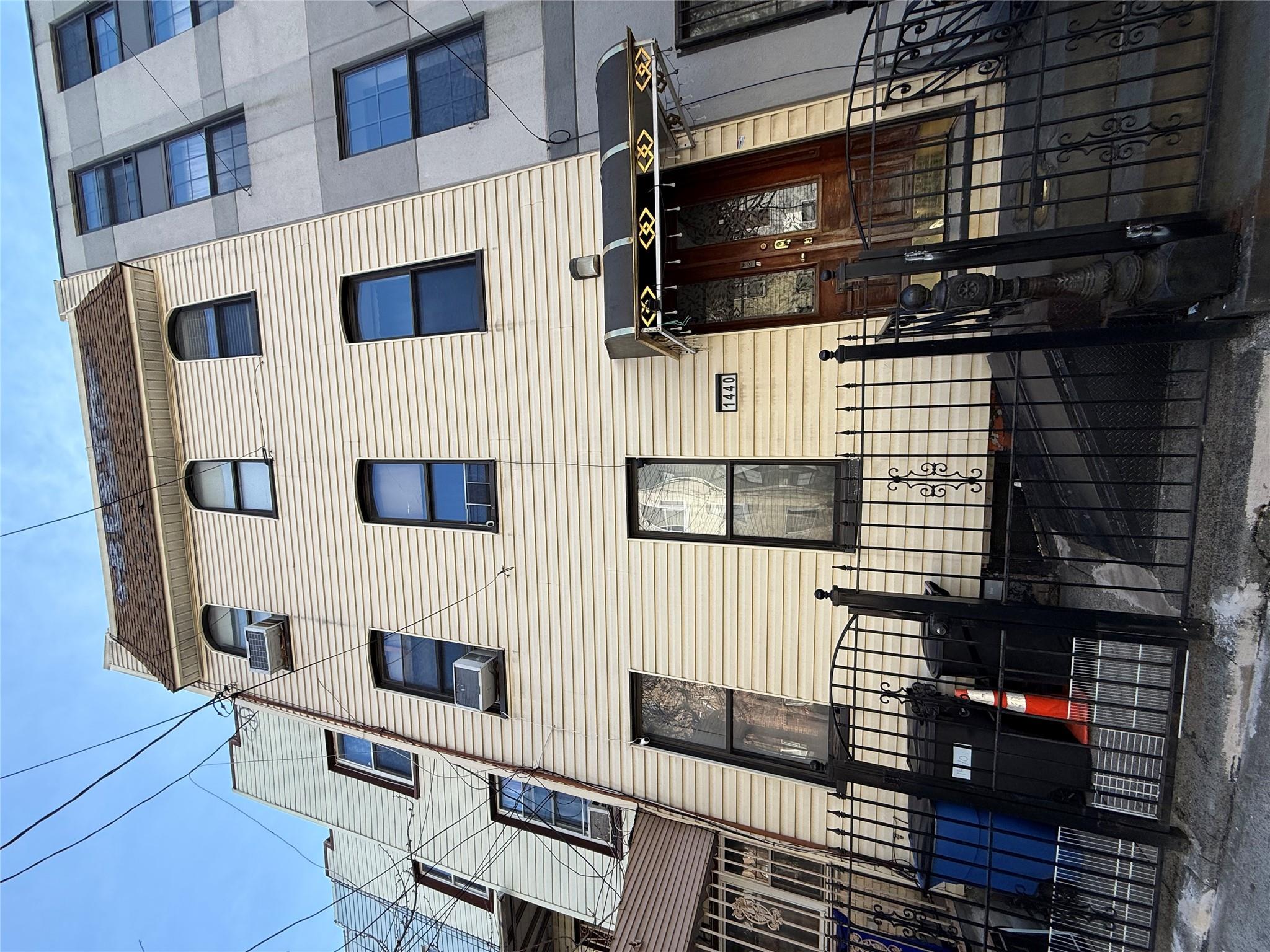 Single Family Greene  Brooklyn, NY 11237, MLS-839833-2