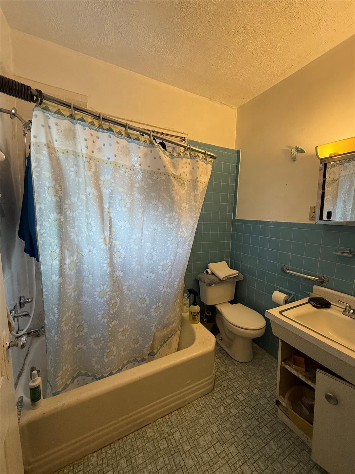 Single Family Rathbun  Westchester County, NY 10606, MLS-839836-10