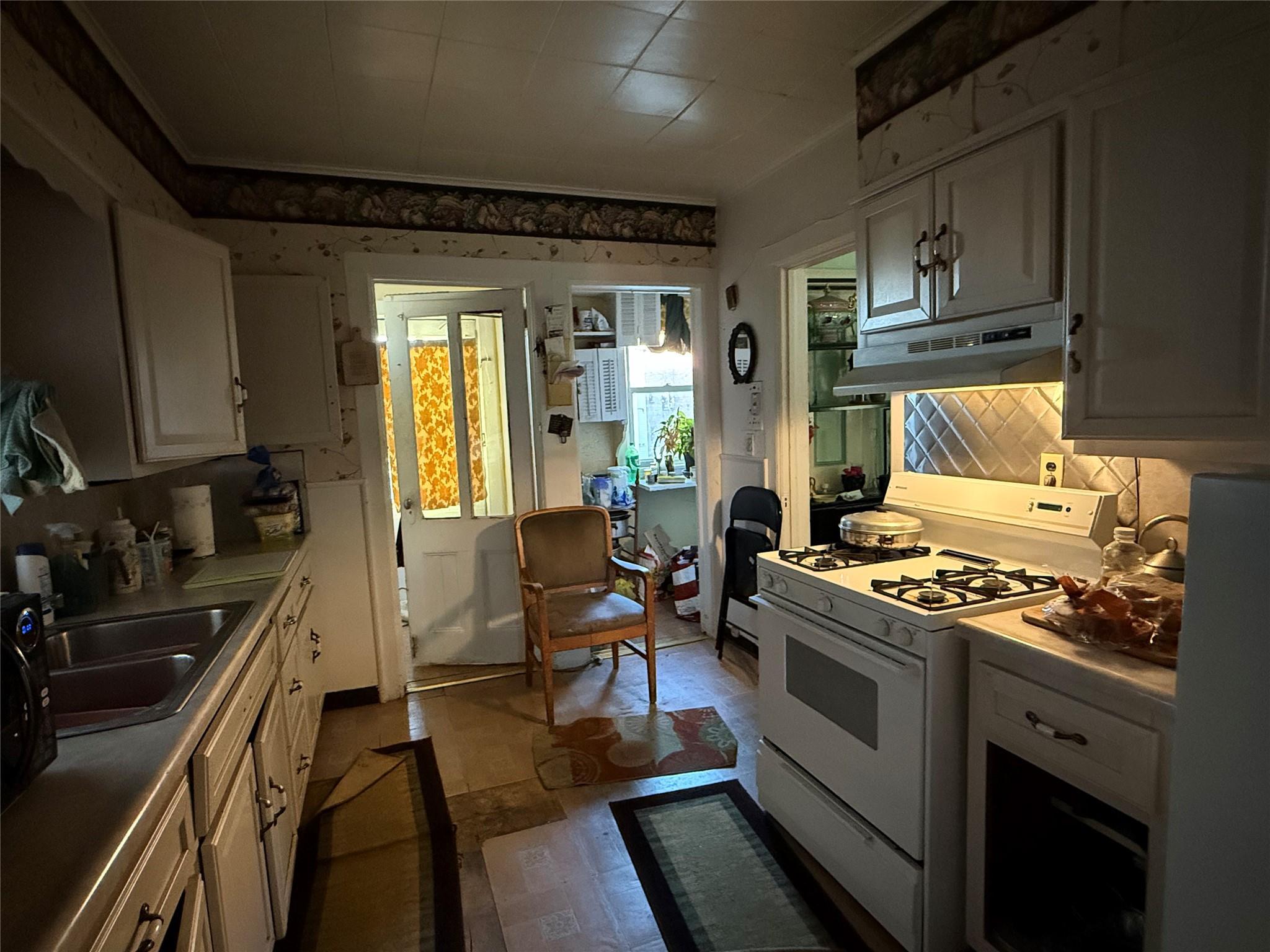 Single Family Rathbun  Westchester County, NY 10606, MLS-839836-9