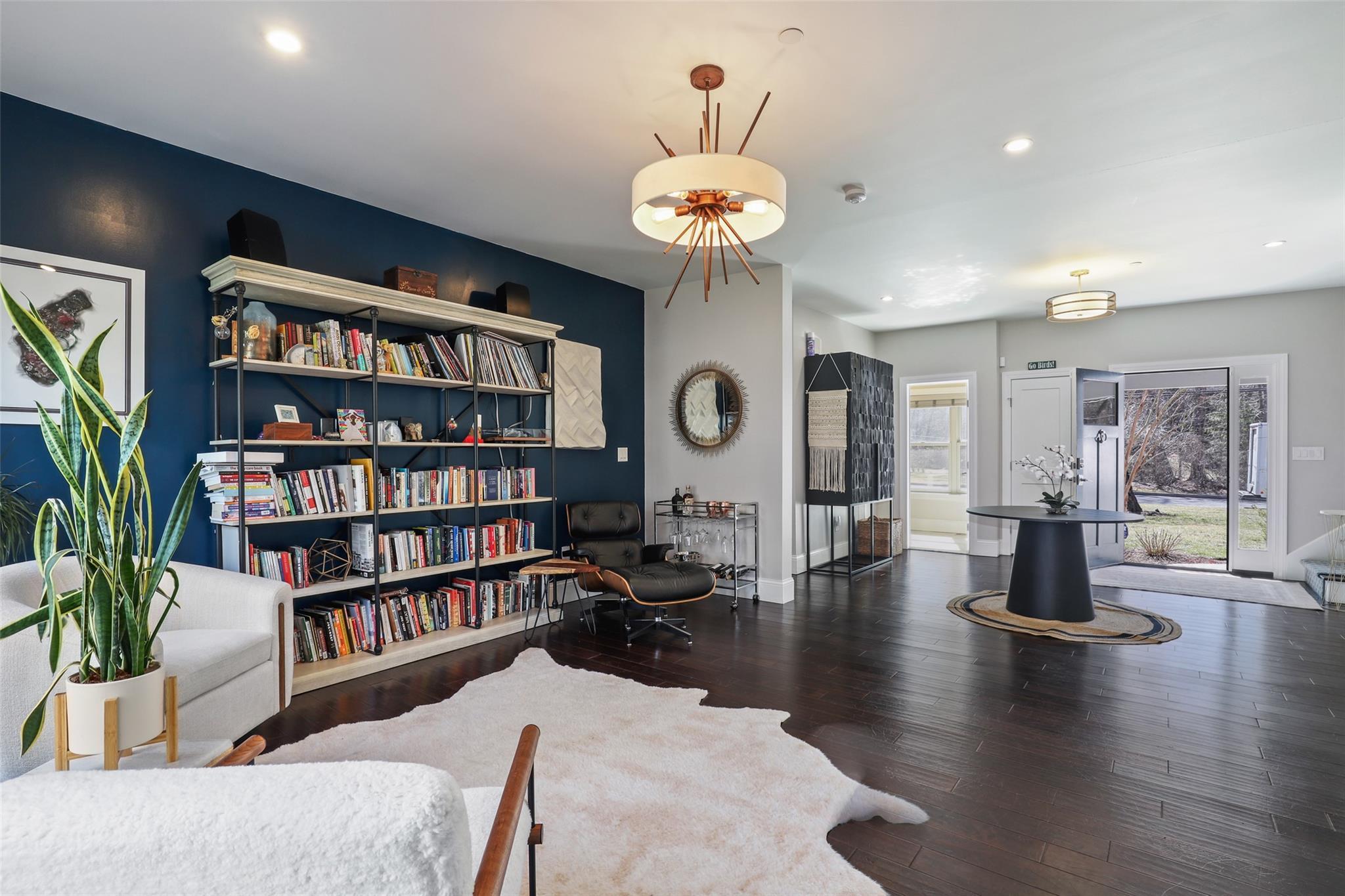 Single Family Loch  Westchester County, NY 10573, MLS-839851-11