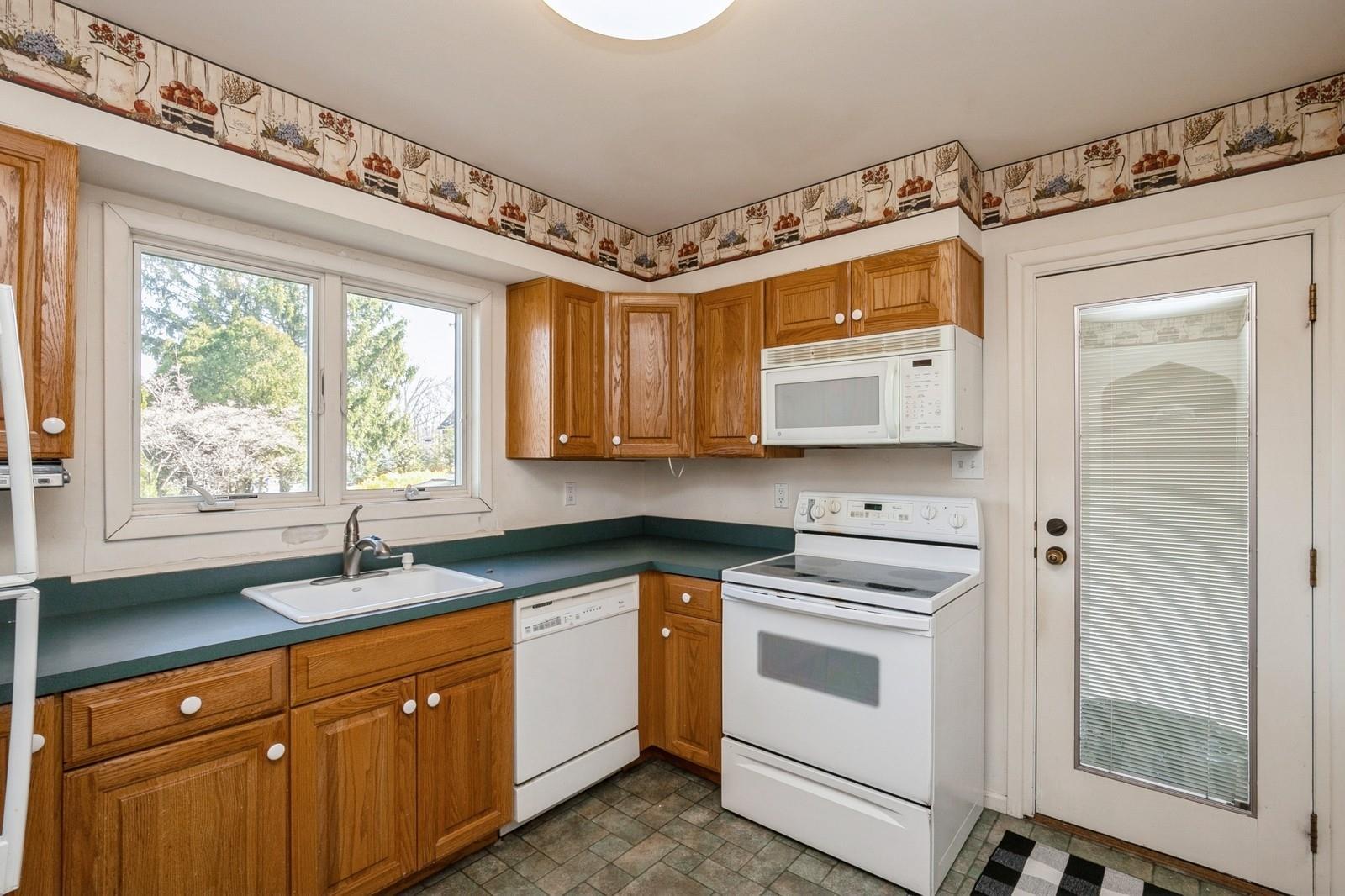 Single Family Vause  Suffolk County, NY 11768, MLS-839871-11
