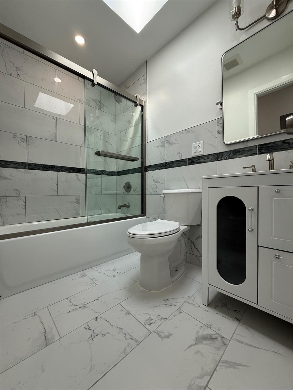 Single Family Carpenter  Bronx, NY 10466, MLS-839889-17
